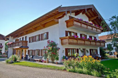 Bild-2  Ferienwohnung, Gästehaus Christine und Klaus Stephan, Grassau Rottau