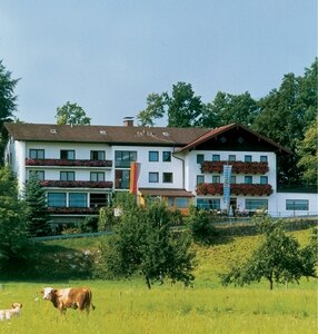 Bild-1  Hotel, Hotel-Gasthof "Zur schönen Aussicht", Übersee - Feldwies