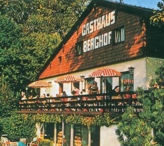 Bild-'.1. ' '.Gasthof, Gasthaus Berghof Chieming