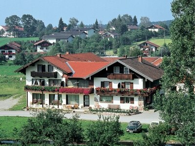 Bild-1  Gästehaus, Gästehaus Ellmaier, Chieming