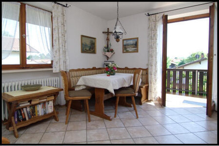 Bild-Ferienwohnung 1 mit Balkon Ferienwohnung, Ferienwohnungen Strasser, Breitbrunn am Chiemsee