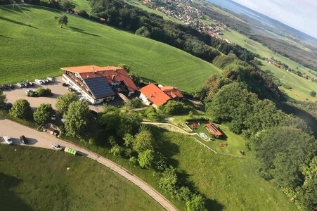 Bild-2  Gasthof, Hotel Seiseralm und Gaststätte Seiserhof, Bernau am Chiemsee