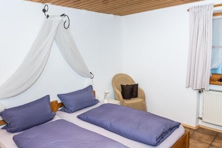 Bild-Ferienwohnung 40qm Ferienwohnung, Ferienwohnungen Irmi & Otto Heitauer, Gstadt - Gollenshausen