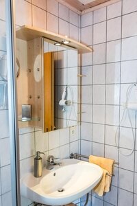Bild-Ferienwohnung 40qm Ferienwohnung, Ferienwohnungen Irmi & Otto Heitauer, Gstadt - Gollenshausen