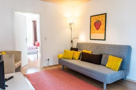 Bild-Ferienwohnung 2 mit 50qm Ferienwohnung, Ferienwohnungen Irmi & Otto Heitauer, Gstadt - Gollenshausen