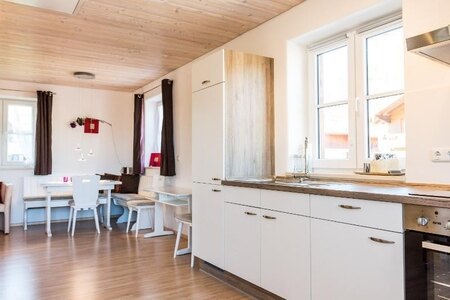 Bild-Ferienwohnung 2 mit 50qm Ferienwohnung, Ferienwohnungen Irmi & Otto Heitauer, Gstadt - Gollenshausen
