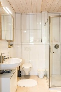 Bild-Ferienwohnung 2 mit 50qm Ferienwohnung, Ferienwohnungen Irmi & Otto Heitauer, Gstadt - Gollenshausen