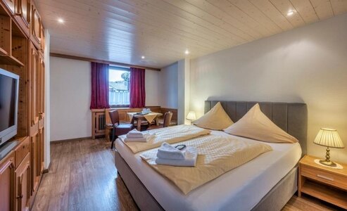 Bild-5  Hotel, Hotel Restaurant König Ludwig Stub'n, Prien am Chiemsee