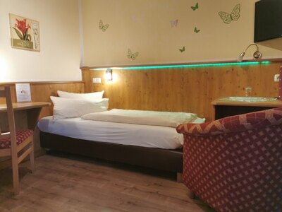 Bild-Zimmer Einzelzimmer Hotel, Hotel-Landgasthof Zum Schildhauer, Halfing