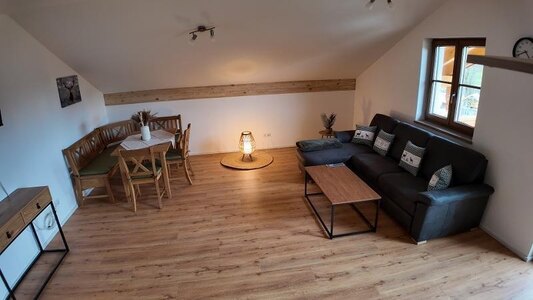 Bild-FeWo-1 Ferienwohnung, Tag-Hof  Ferienwohnungen Summerer, Prien am Chiemsee