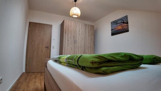 Bild-FeWo-1 Ferienwohnung, Tag-Hof  Ferienwohnungen Summerer, Prien am Chiemsee
