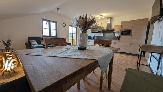 Bild-FeWo-1 Ferienwohnung, Tag-Hof  Ferienwohnungen Summerer, Prien am Chiemsee