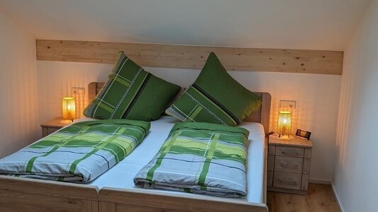Bild-FeWo-2 Ferienwohnung, Tag-Hof  Ferienwohnungen Summerer, Prien am Chiemsee