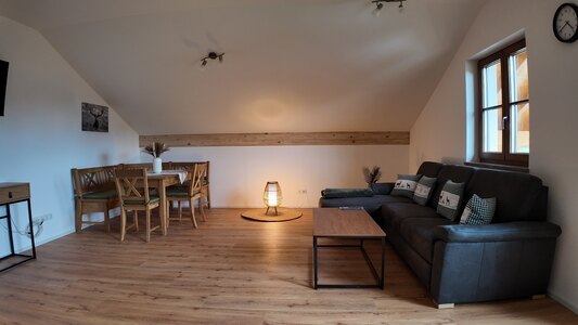 Bild-7  Ferienwohnung, Tag-Hof  Ferienwohnungen Summerer, Prien am Chiemsee