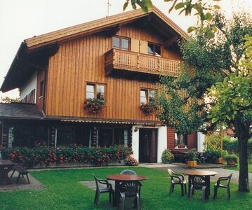 Bild-1  Gästehaus, Haus Strasser, Gstadt - Gollenshausen